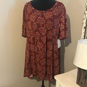 NWT Lularoe Perfect T, XL    F